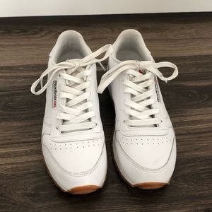 ‼️SOLD‼️White Reebok Sneakers